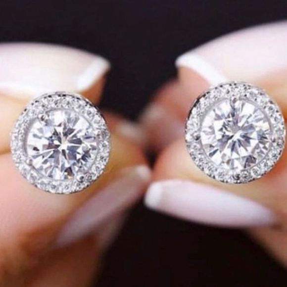 ROUND CUT EARRINGS - Picture 3 of 3